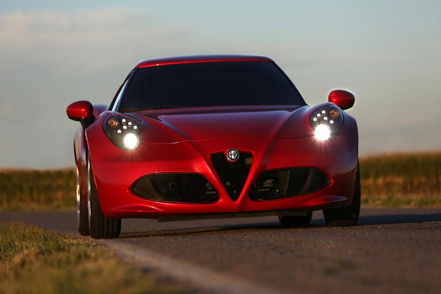  Alfa Romeo 4C (960) 2013 года  (WW) (фото 2 из 77)